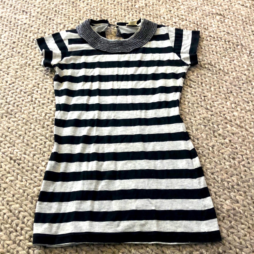 Gray and Black short sleeve Top
